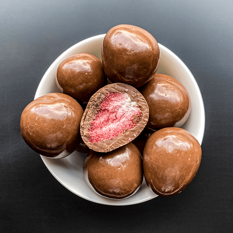 Strawberry Milky Chocolate Bites - BEIRUT ZONE ONLY 📦